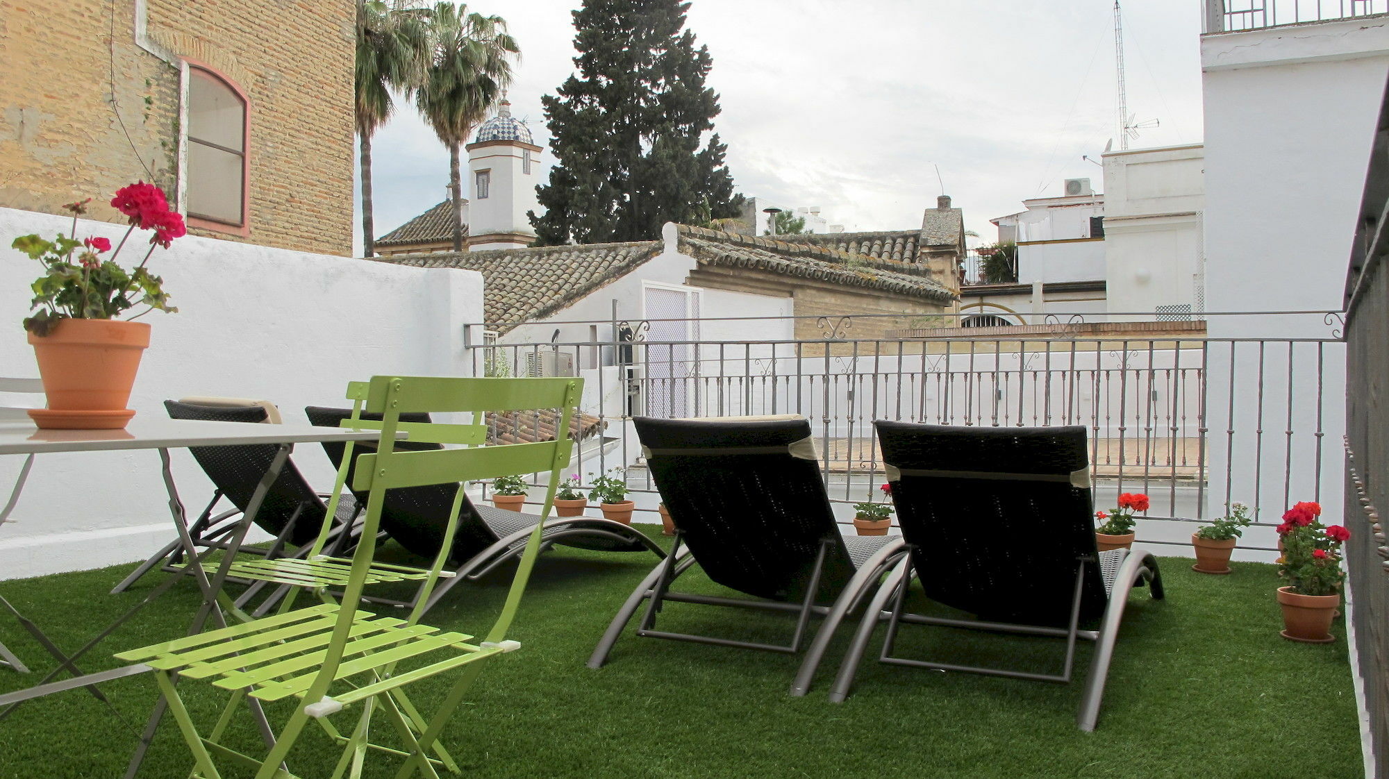 Selecta Apartments Los Venerables Sevilha Exterior foto