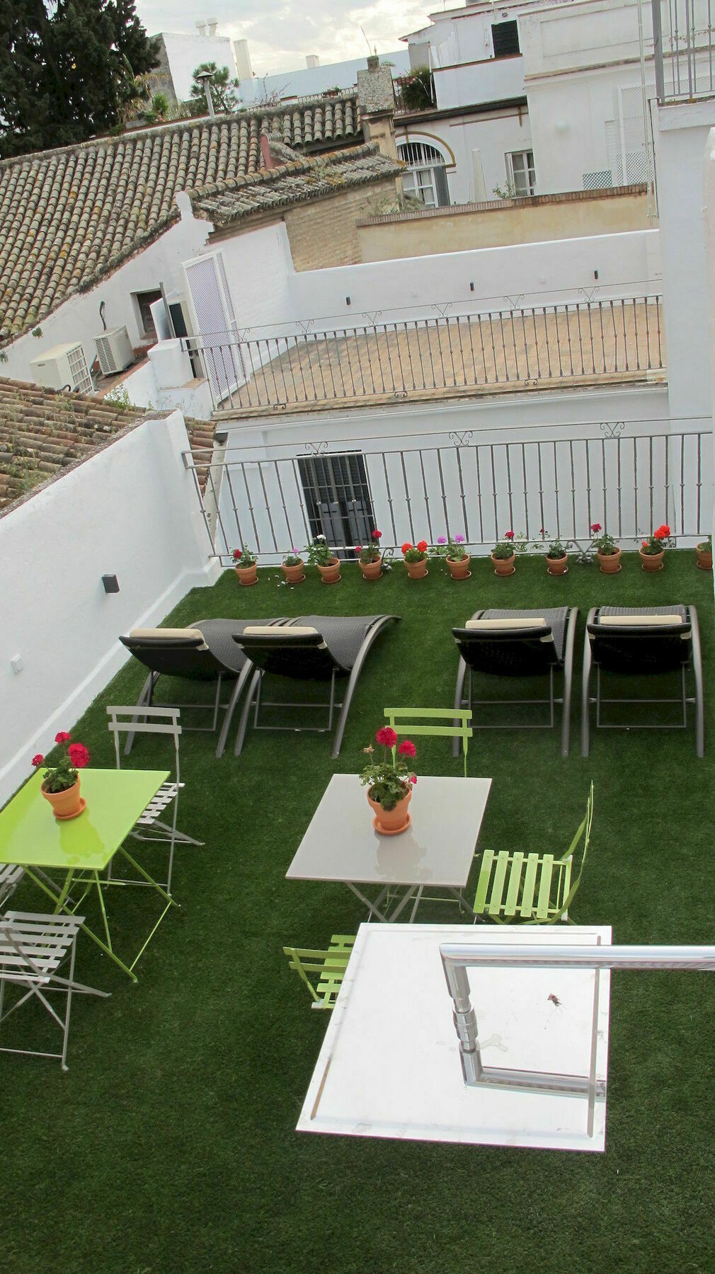 Selecta Apartments Los Venerables Sevilha Exterior foto